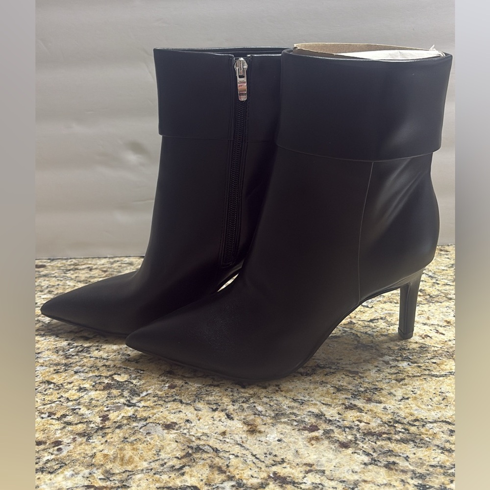 Nine West Sleek Black Ankle Booties Size 7.5